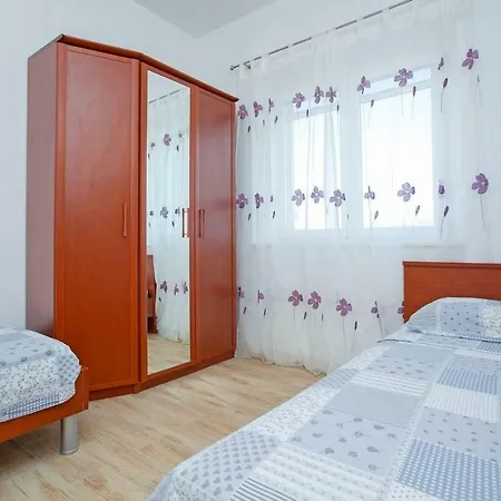 House Ivica 度假居